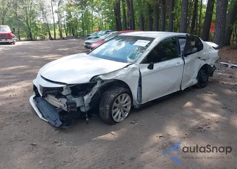 2019 Toyota Camry Le from USA, damaged, VIN 4T1B11HK4KU743270